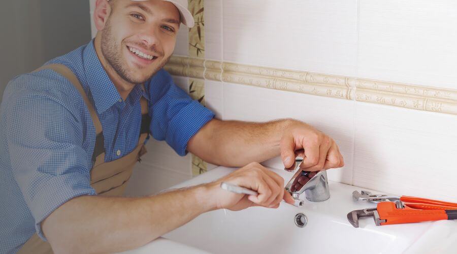 Professional clogged drains services in Leo, IN
